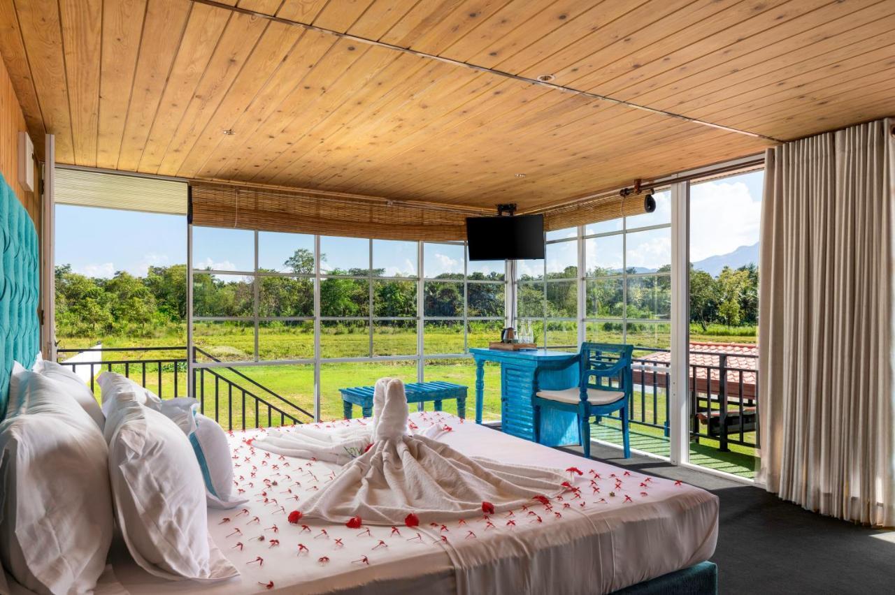 Elephyard Retreat Hotel Махиянгана Екстериор снимка